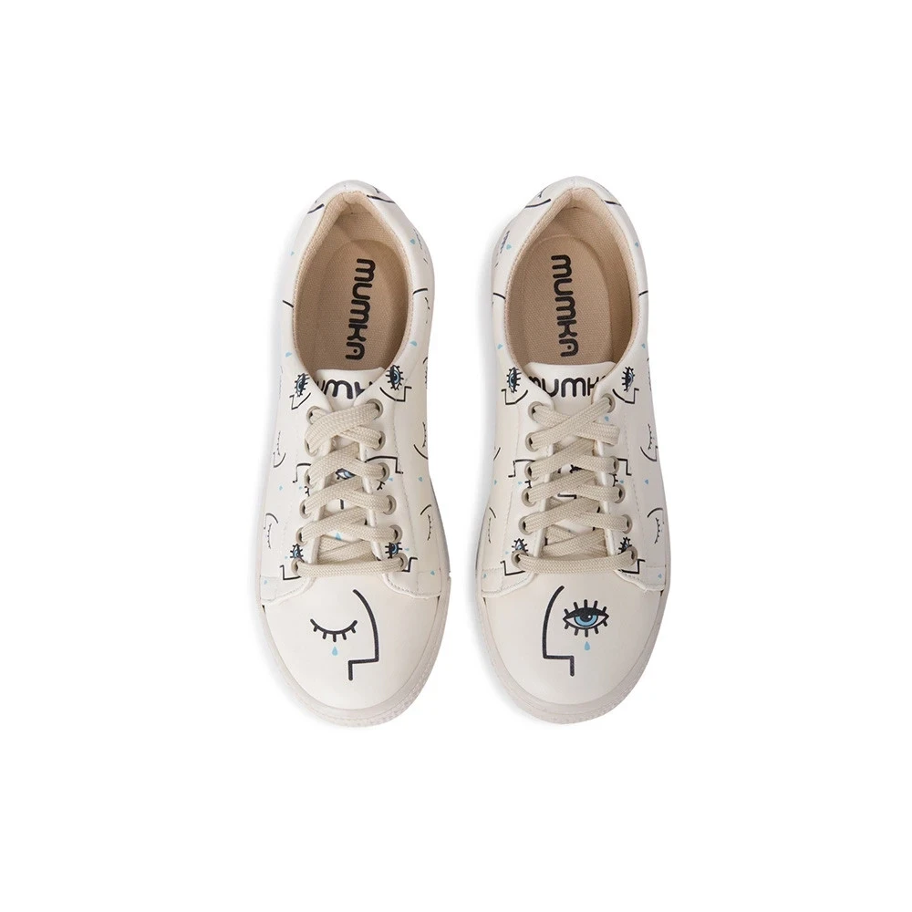 Eyes on you Sneakers