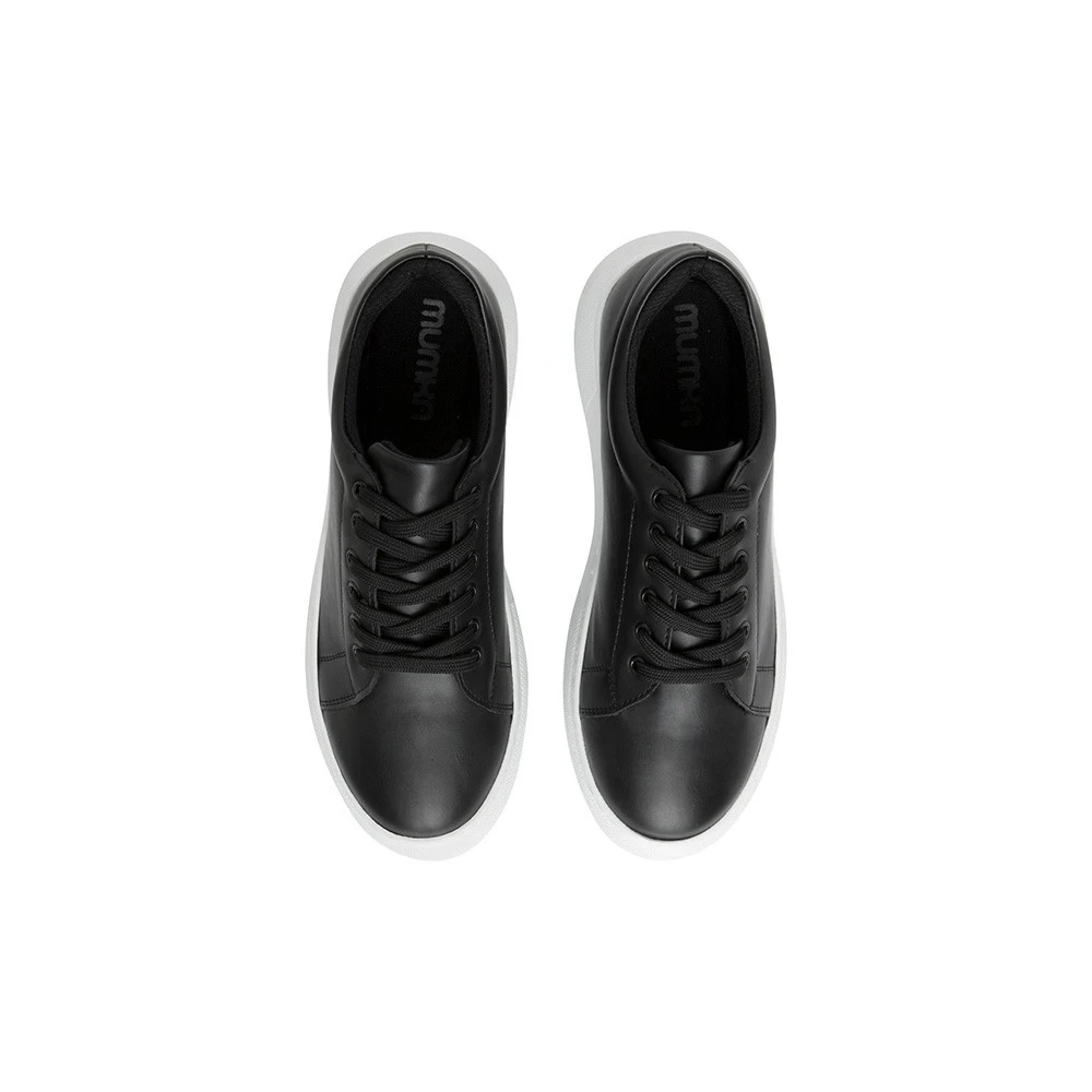 Black Sneakers
